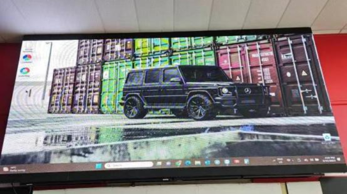 Enhancing Fitness Experiences with High-Definition LED Displays